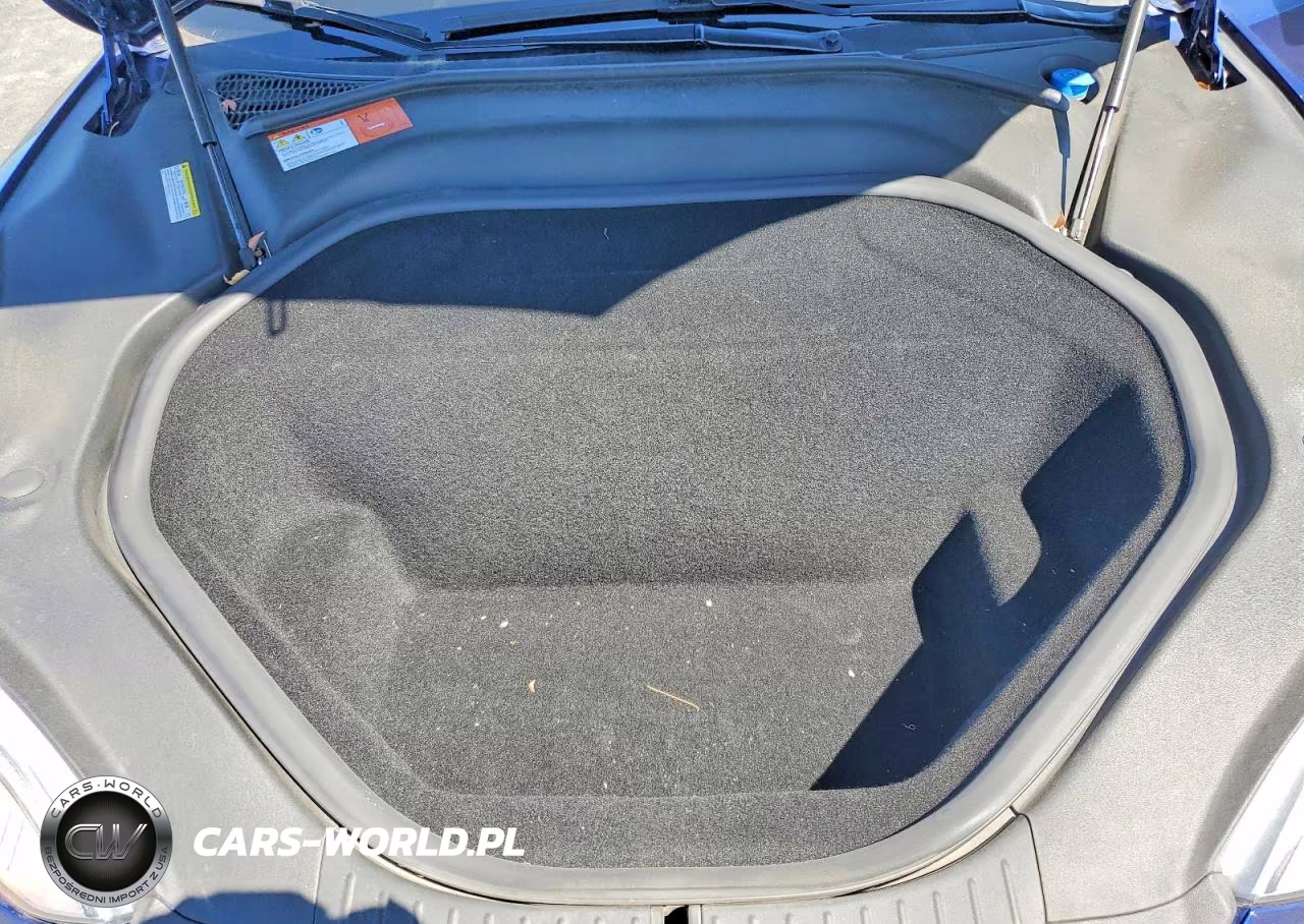2015 Tesla Model S VIN:5YJSA1E20FF116413 - 11