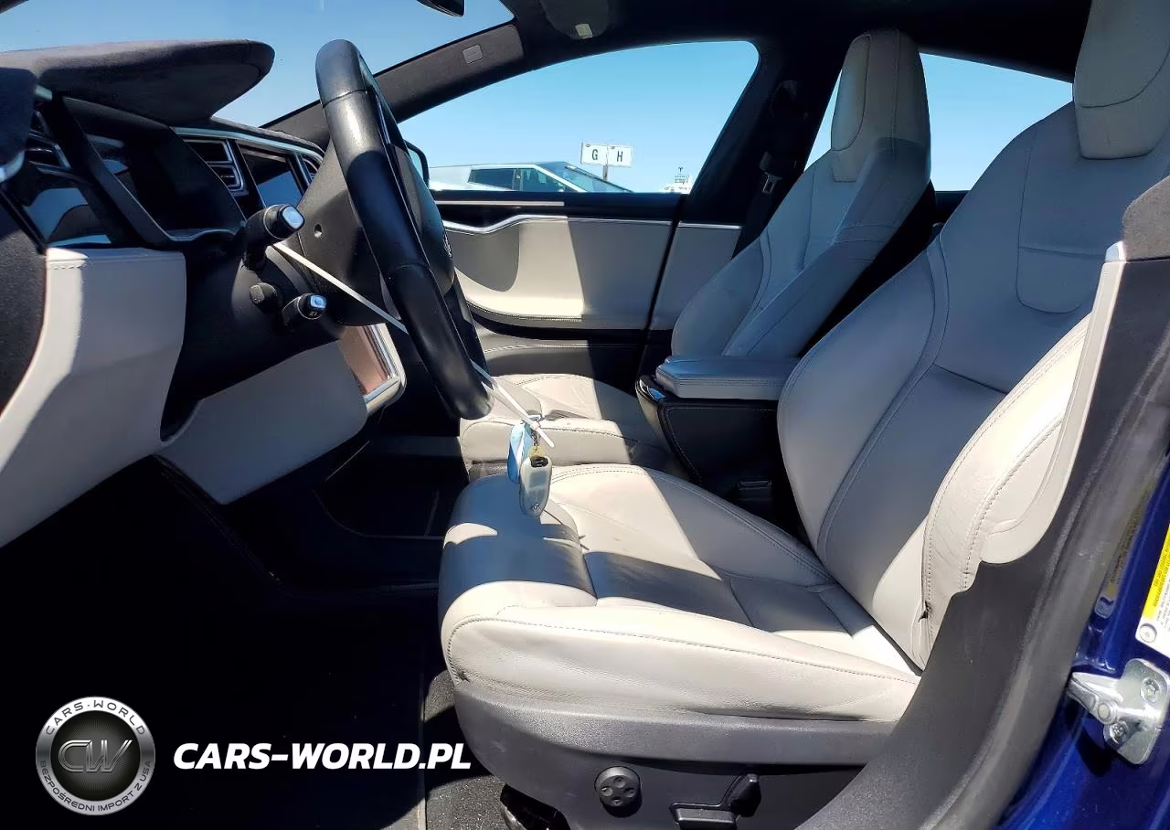 2015 Tesla Model S VIN:5YJSA1E20FF116413 - 7