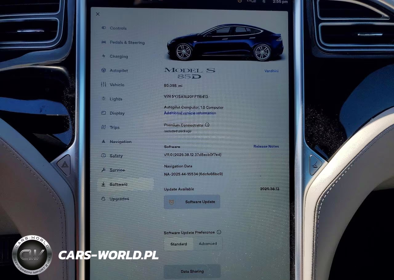 2015 Tesla Model S VIN:5YJSA1E20FF116413 - 9