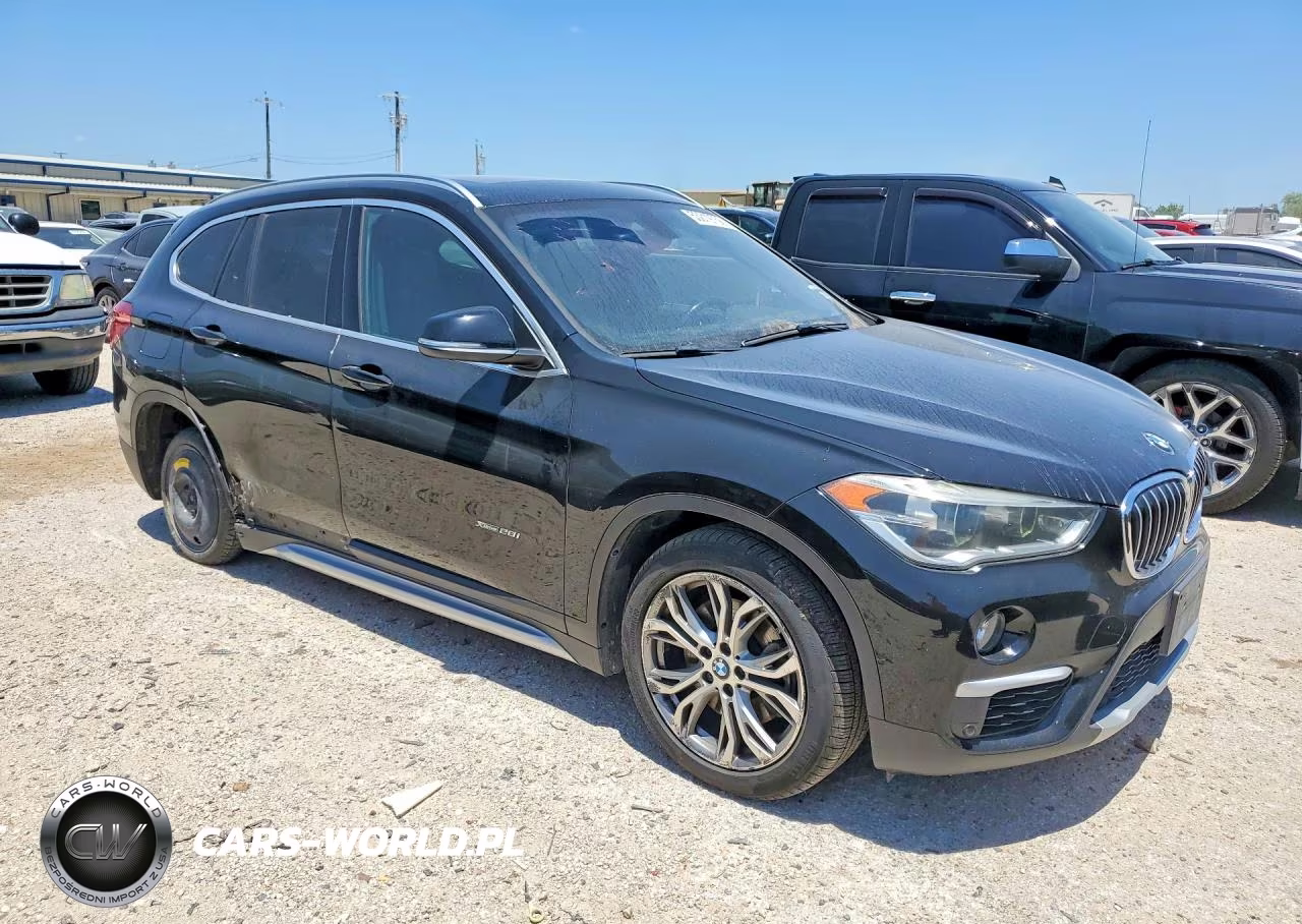 2016 BMW X1 VIN:WBXHT3C35G5E51607 - 4