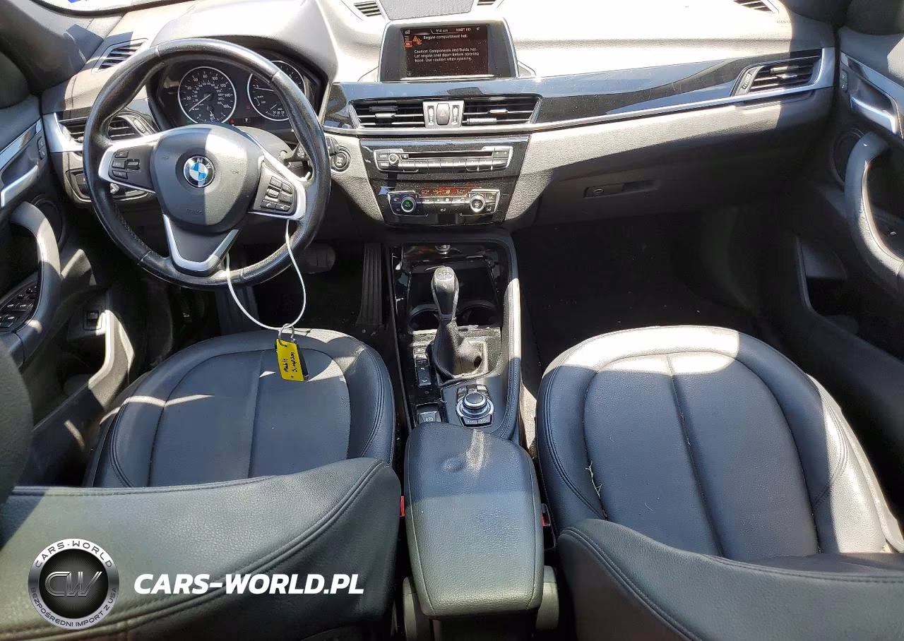 2016 BMW X1 VIN:WBXHT3C35G5E51607 - 8