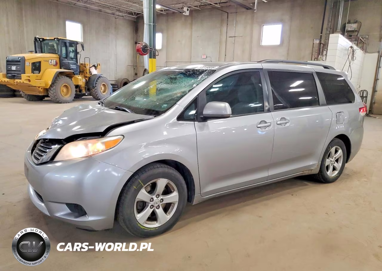 2011 Toyota Sienna Le