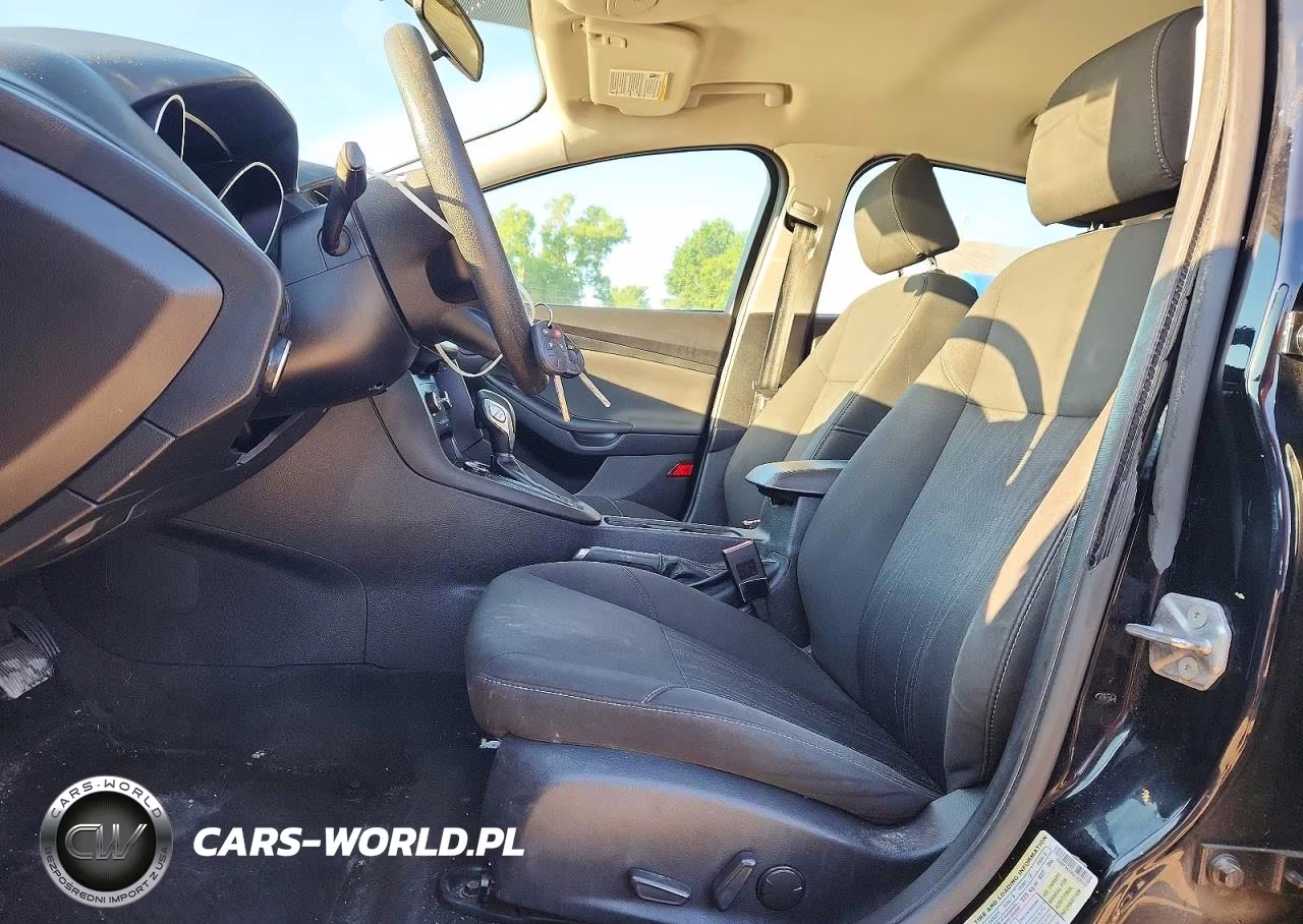 2016 Ford Focus Se VIN:1FADP3K29GL258187 - 7