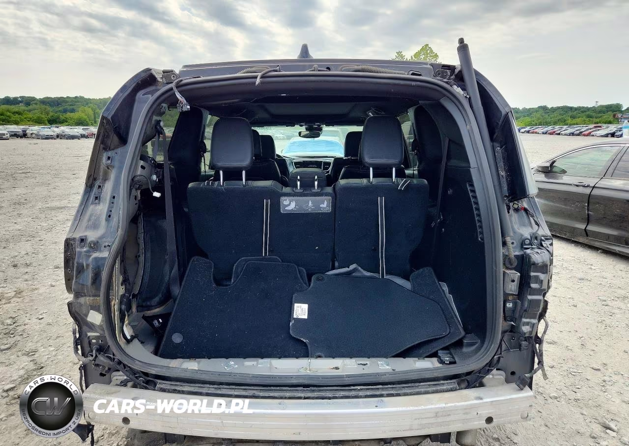 2019 Chrysler Pacifica Touring L Plus VIN:2C4RC1EG9KR702286 - 6