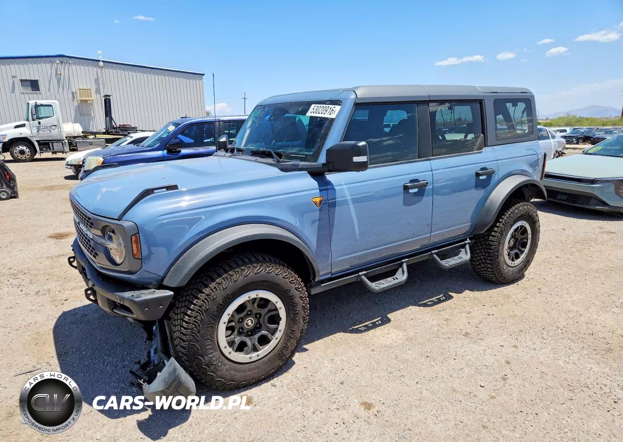 2023 Ford Bronco Base