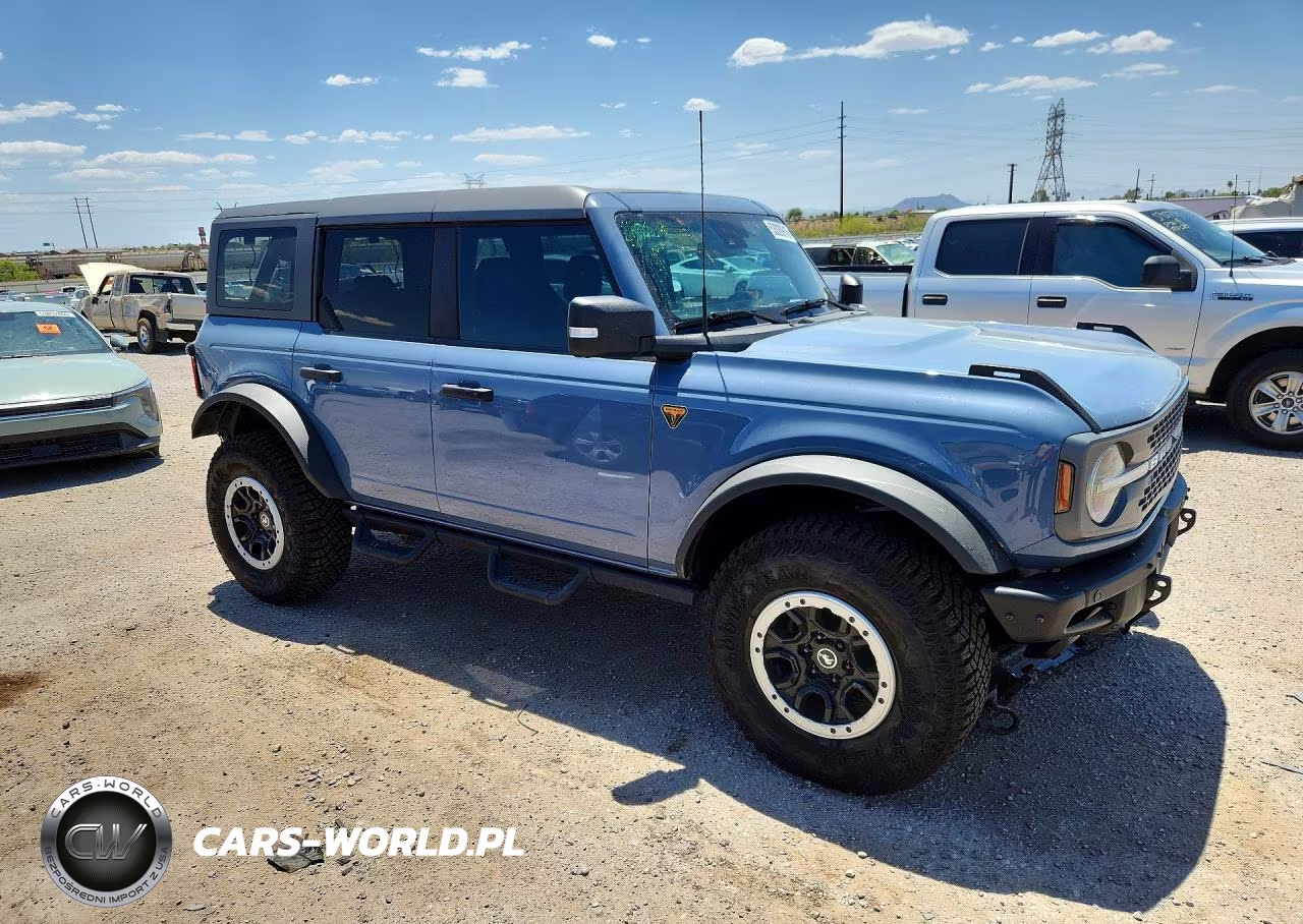 2023 Ford Bronco Base VIN:1FMEE5DP8PLB92591 - 4