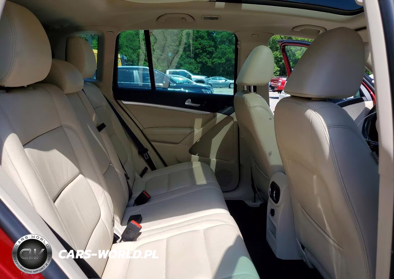 2013 Volkswagen Tiguan S VIN:WVGAV3AX4DW088911 - 10