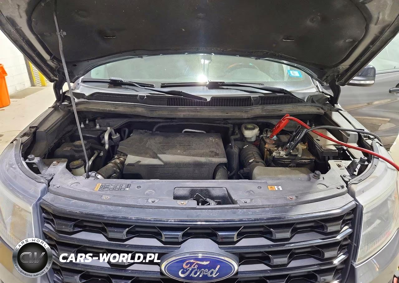2016 Ford Explorer Sport VIN:1FM5K8GT6GGB20610 - 12