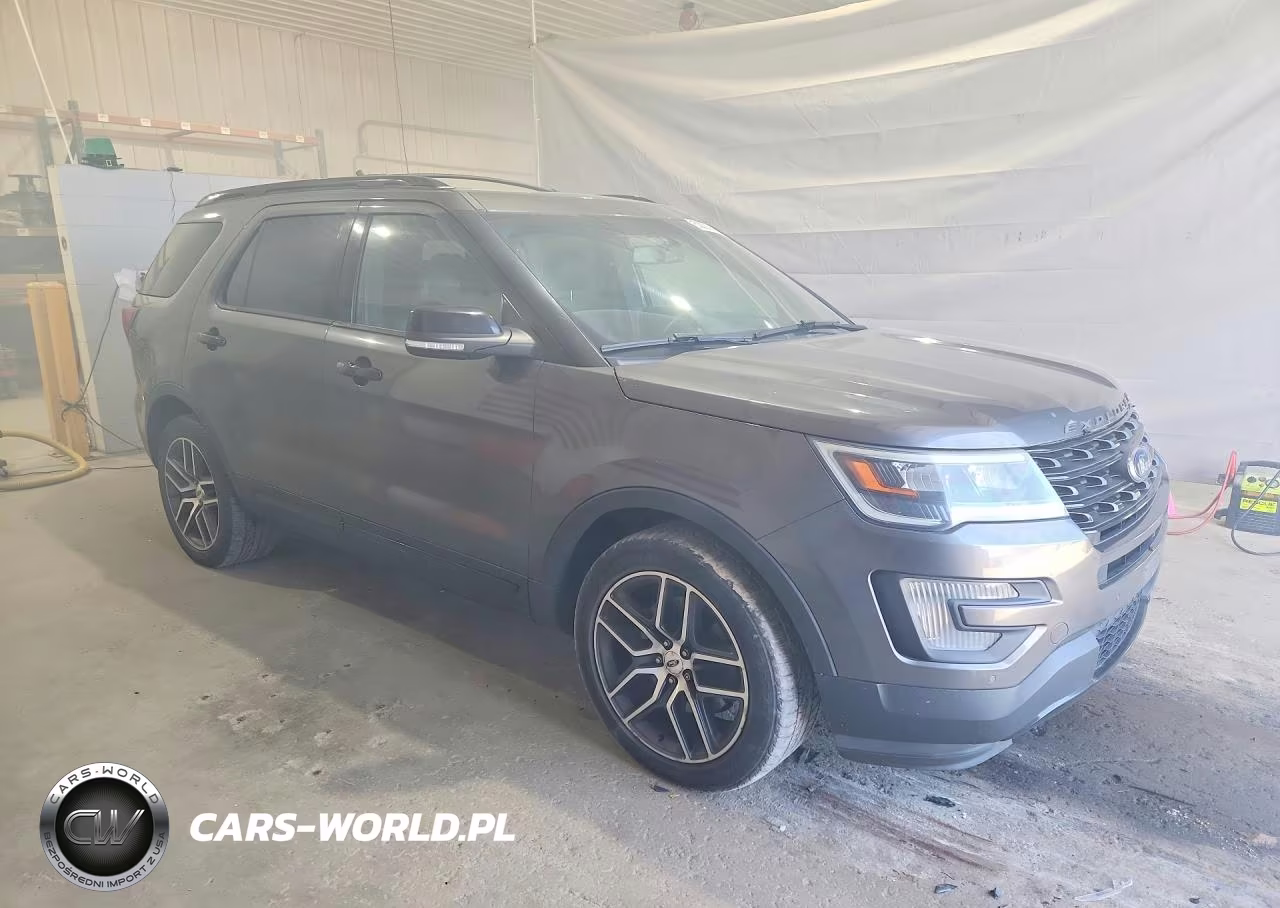 2016 Ford Explorer Sport VIN:1FM5K8GT6GGB20610 - 4