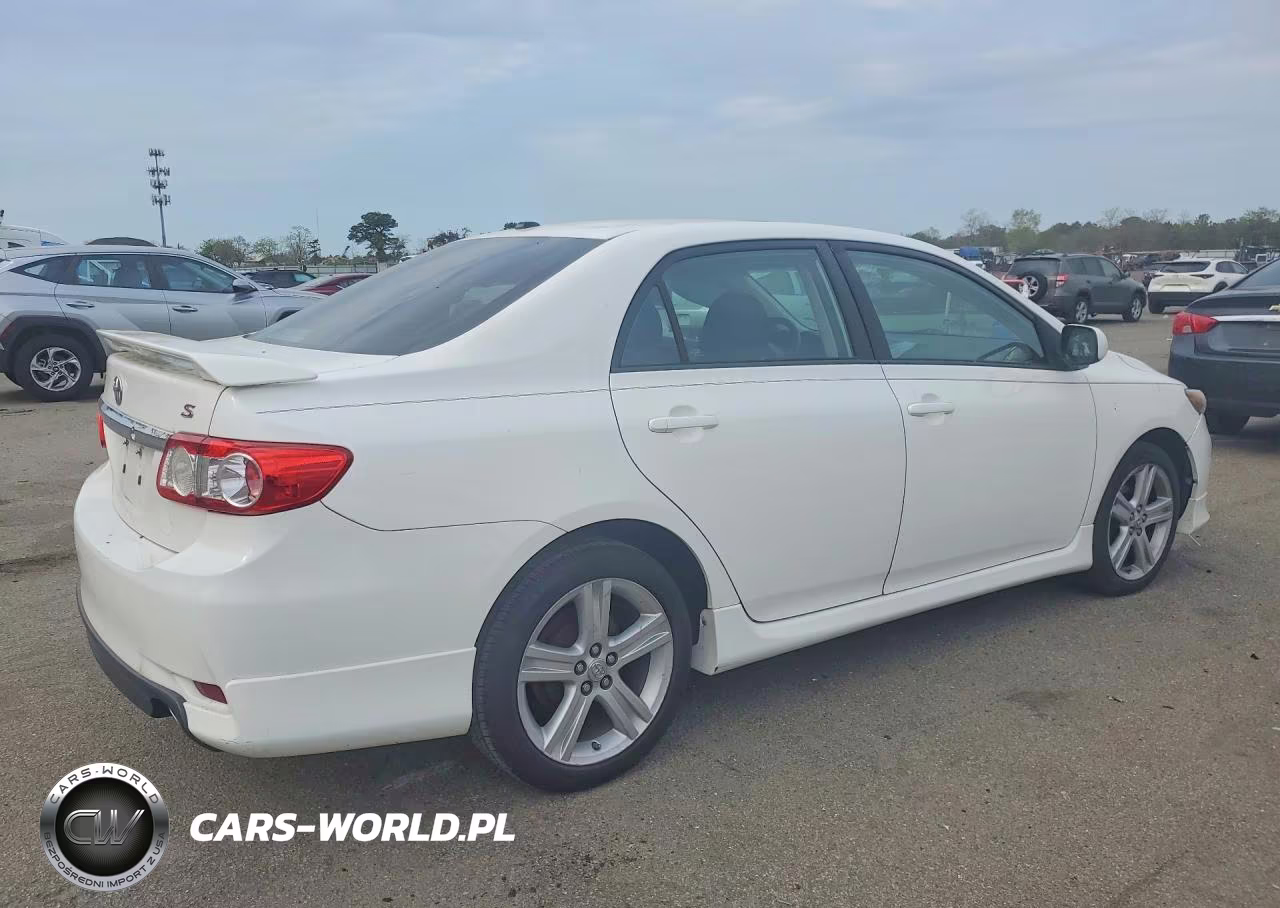 2013 Toyota Corolla S VIN:5YFBU4EE5DP196506 - 3