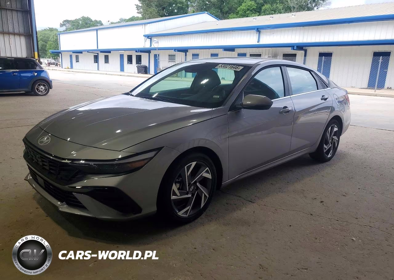 2025 Hyundai Elantra Limited