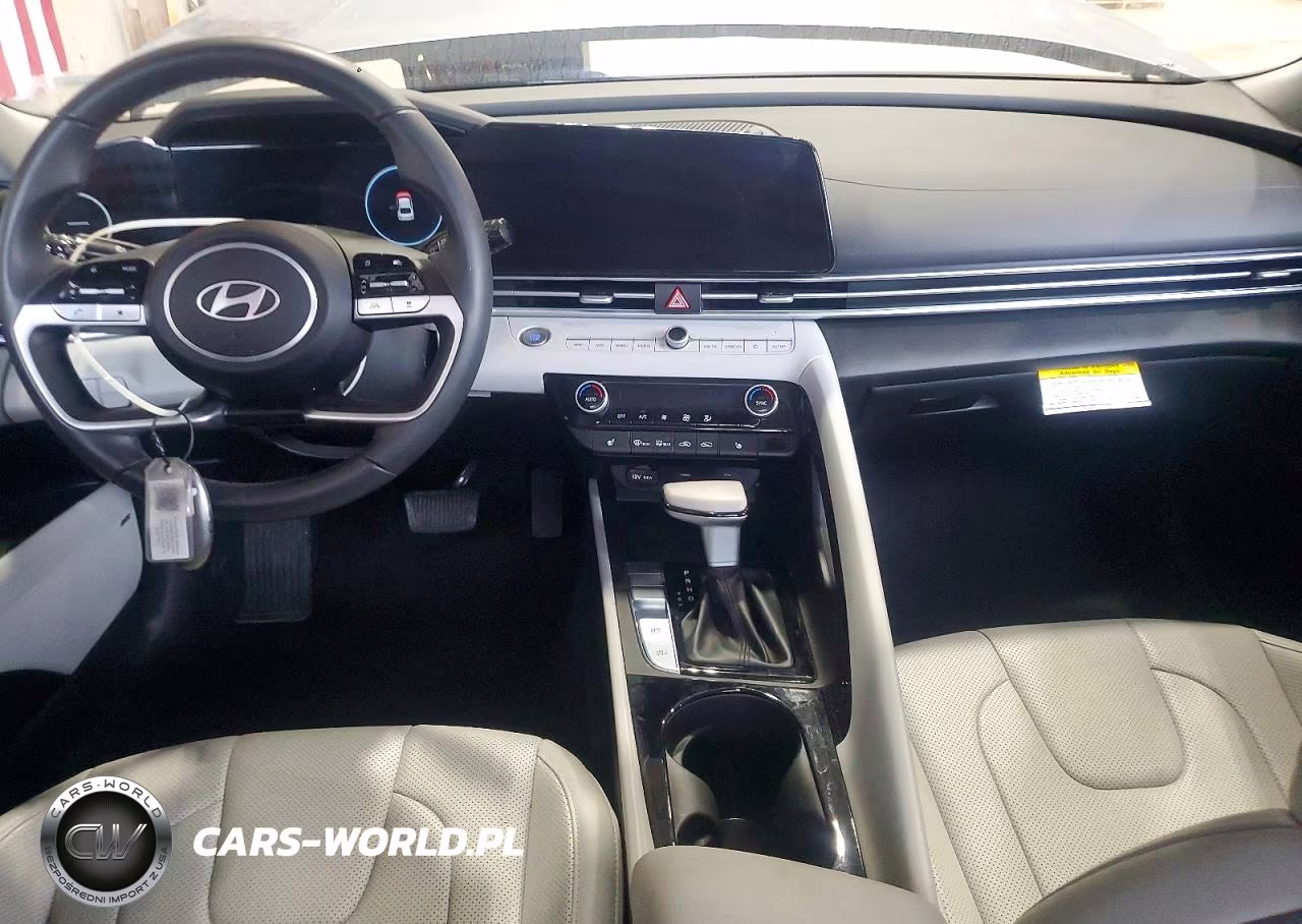 2025 Hyundai Elantra Limited VIN:KMHLP4DG6SU052621 - 8
