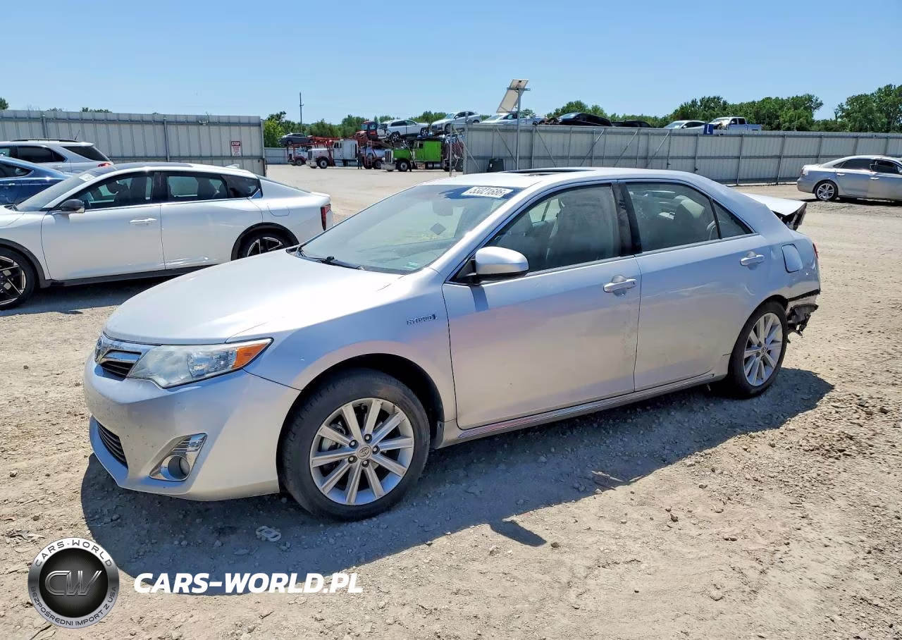 2013 Toyota Camry Hybrid Xle