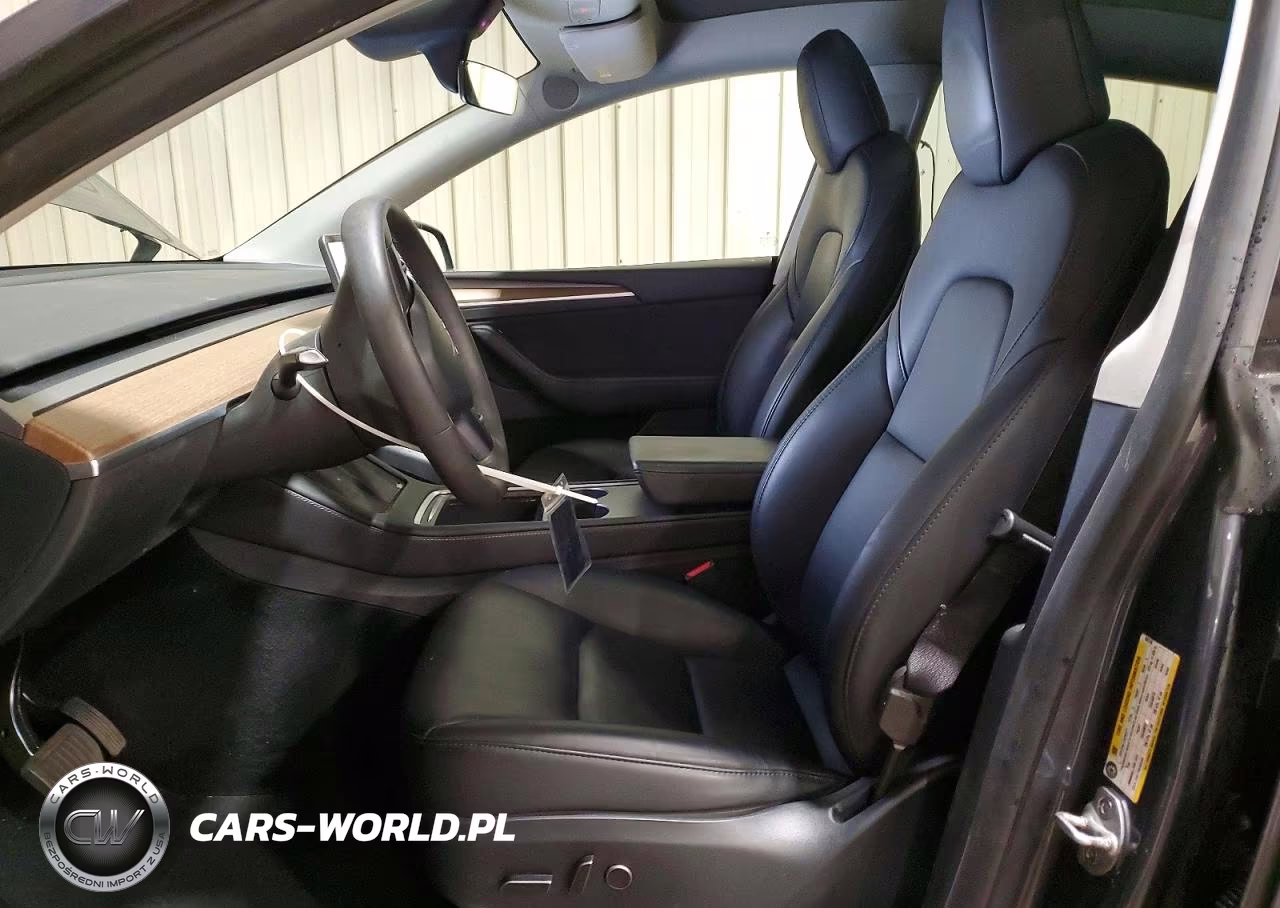2023 Tesla Model Y VIN:7SAYGDEE2PF885746 - 7