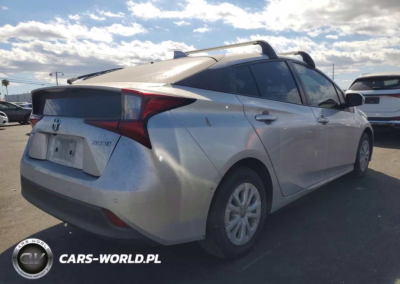 2021 Toyota Prius Le VIN:JTDKAMFU8M3137246 - 3