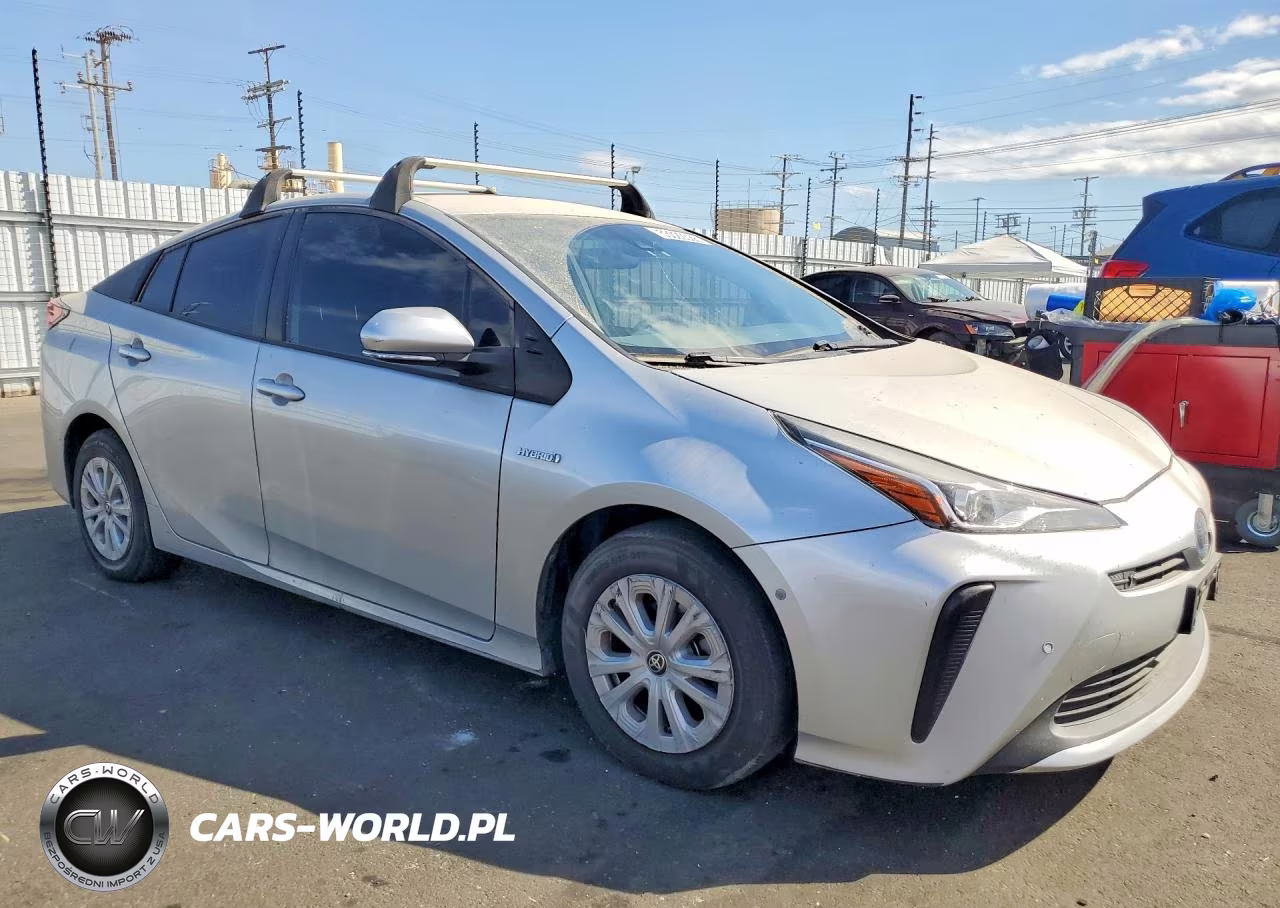 2021 Toyota Prius Le VIN:JTDKAMFU8M3137246 - 4