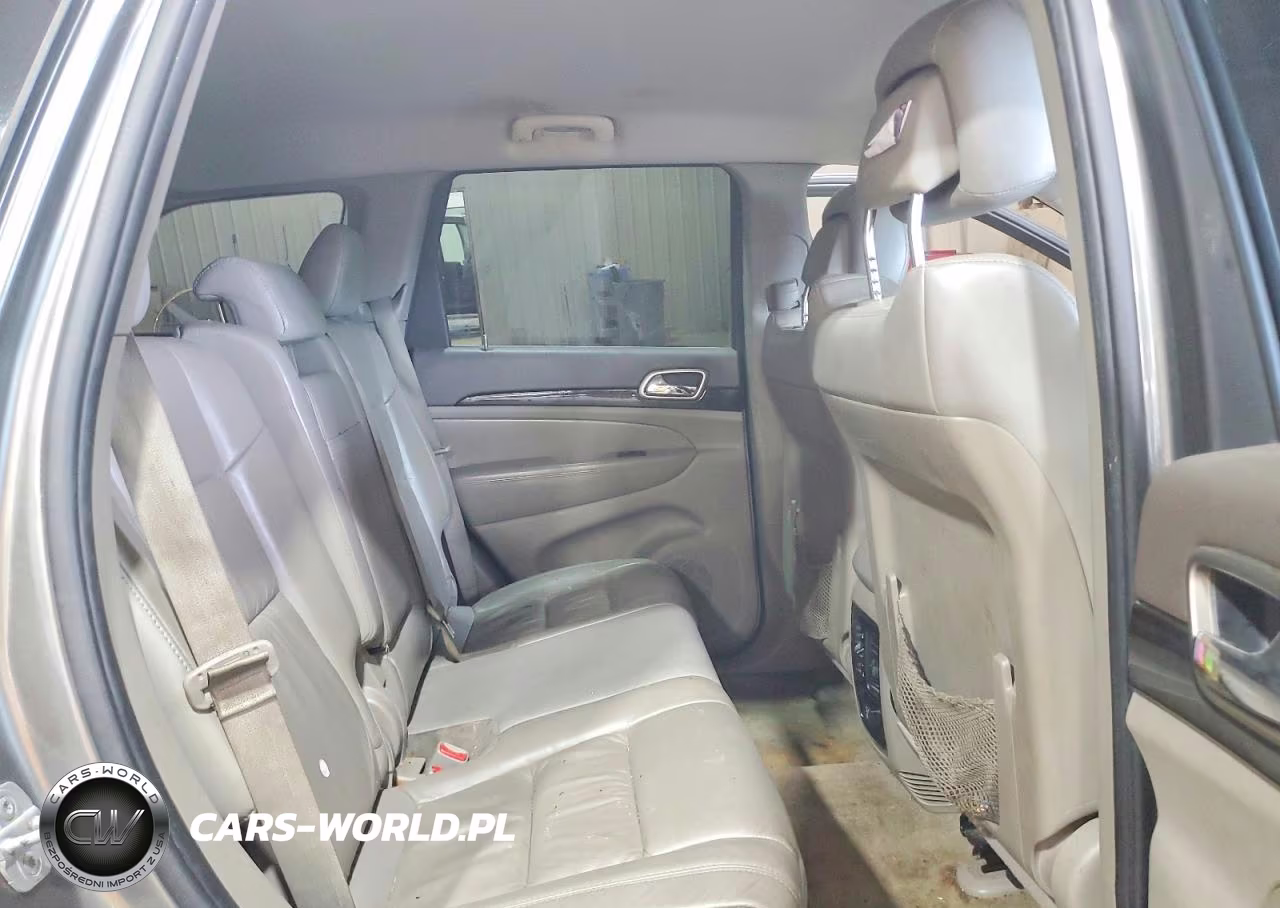 2012 Jeep Grand Cherokee Laredo VIN:1C4RJFAG3CC128125 - 11