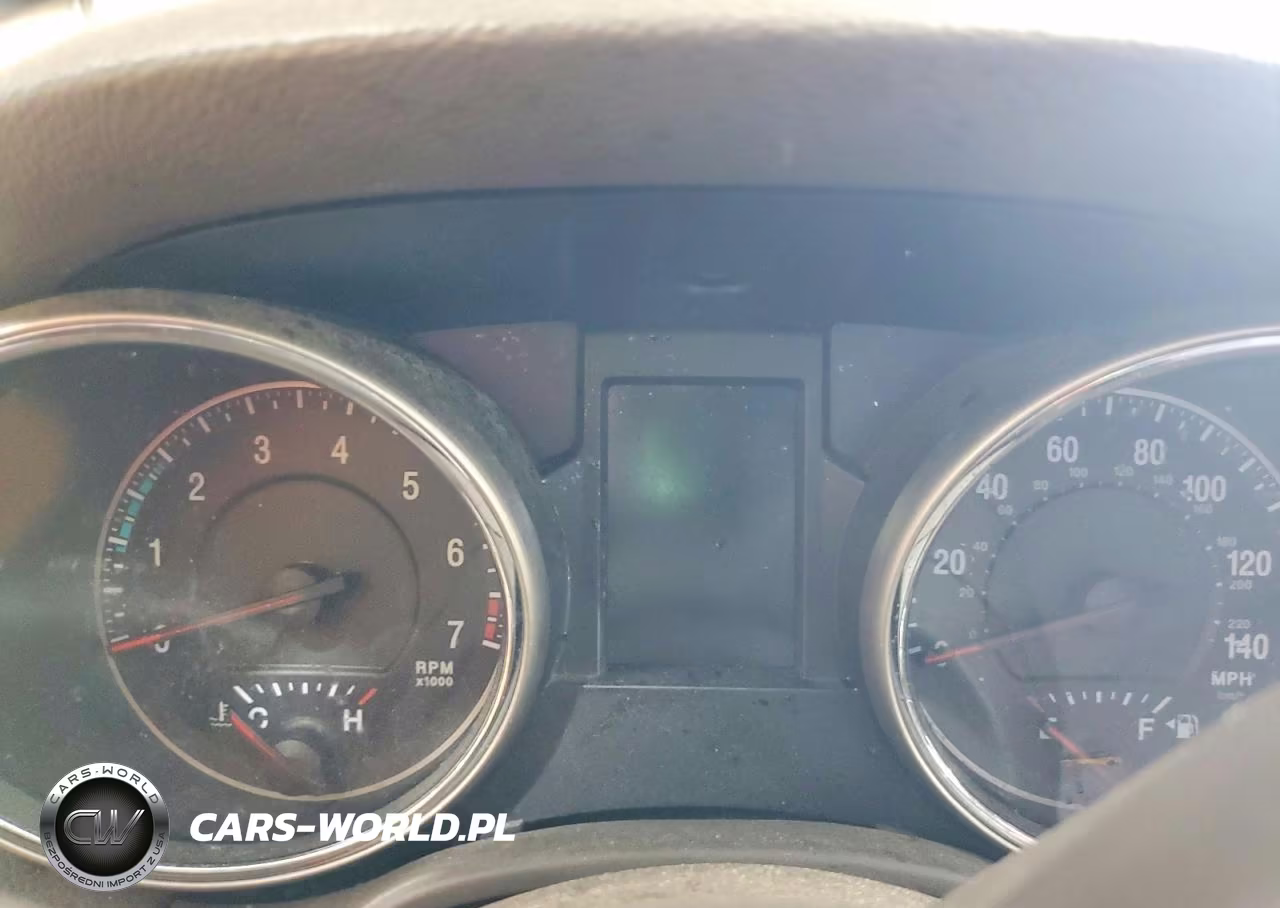 2012 Jeep Grand Cherokee Laredo VIN:1C4RJFAG3CC128125 - 9