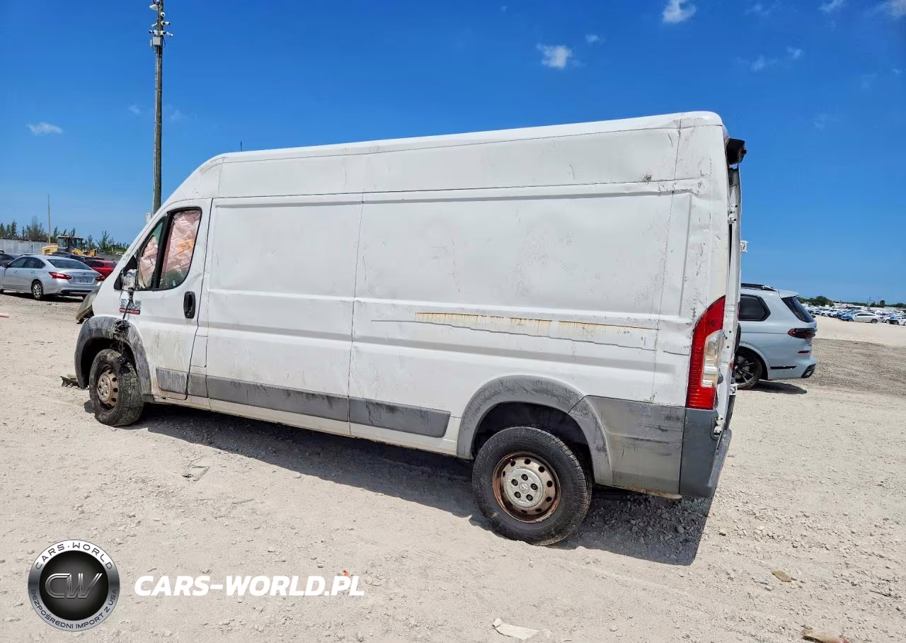 2018 Ram Promaster 2500 2500 High VIN:3C6TRVDG2JE105582 - 2
