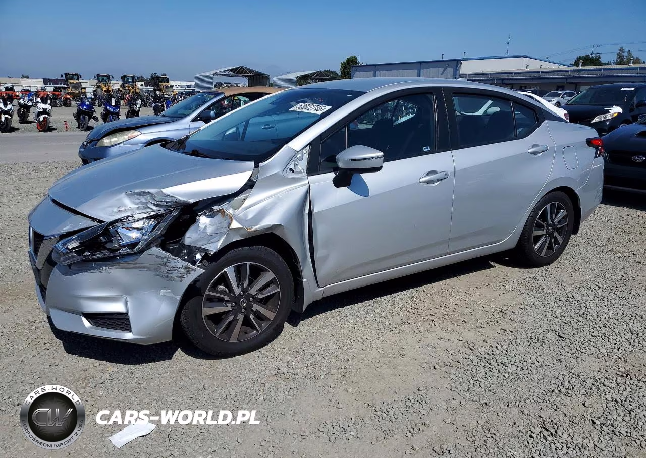 2020 Nissan Versa Sv