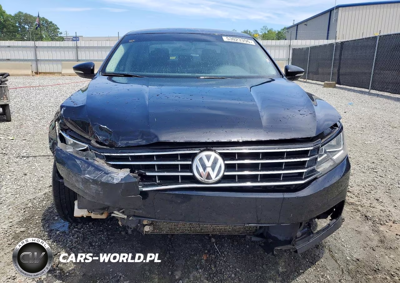 2017 Volkswagen Passat S VIN:1VWAT7A32HC027866 - 5
