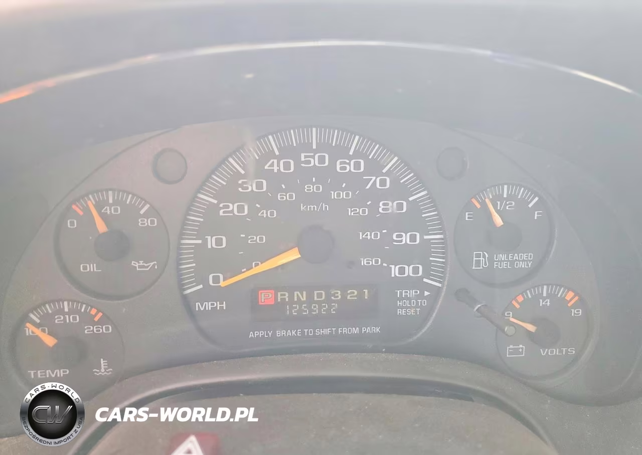2001 GMC Savana Box Truck VIN:1GDHG31R911900495 - 9