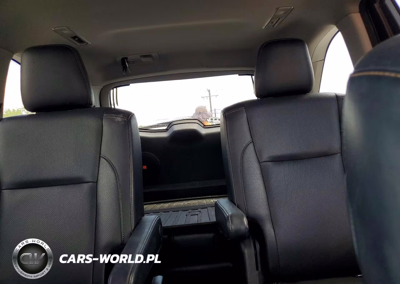 2017 Toyota Highlander Limited Platinum VIN:5TDDZRFH0HS456100 - 10