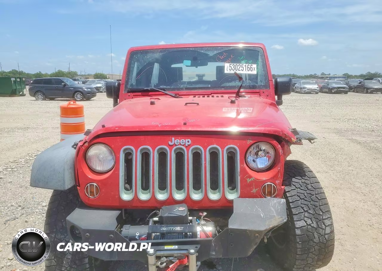 2010 Jeep Wrangler Unlimited Sport VIN:1J4BA3H14AL143614 - 5