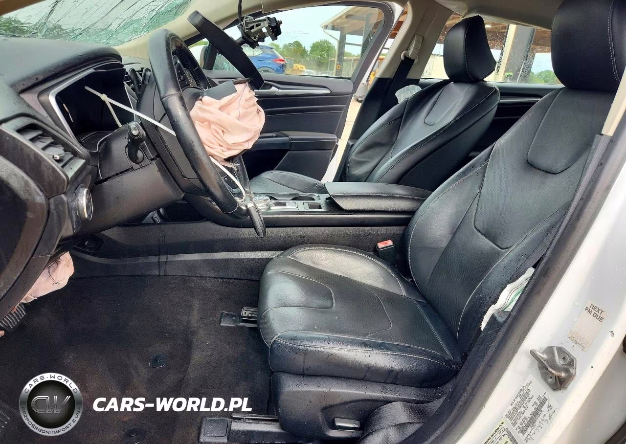 2020 Ford Fusion Titanium VIN:3FA6P0D97LR131418 - 7
