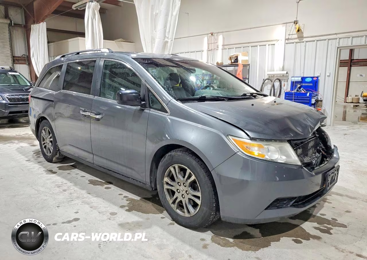 2013 Honda Odyssey Exl VIN:5FNRL5H64DB023373 - 4
