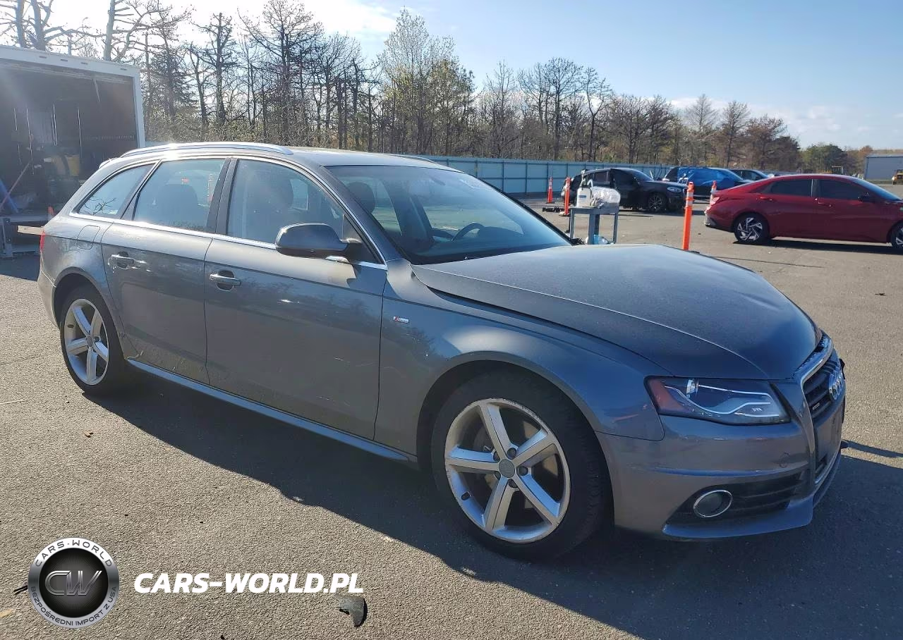2012 Audi A4 Premium Plus VIN:WAUWFAFL8CA070907 - 4