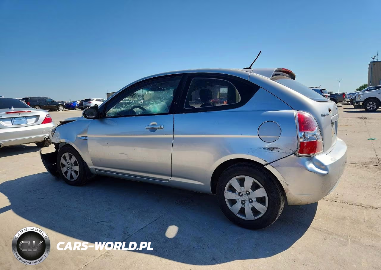 2008 Hyundai Accent Gs VIN:KMHCM36C58U099452 - 2