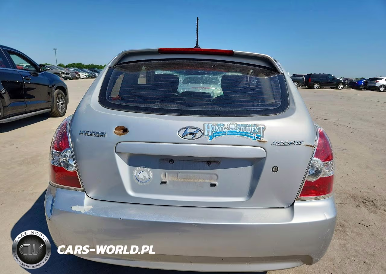 2008 Hyundai Accent Gs VIN:KMHCM36C58U099452 - 6