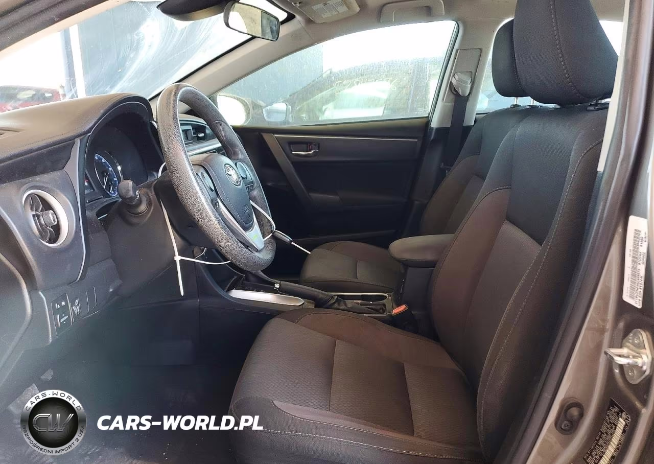 2019 Toyota Corolla Le VIN:2T1BURHE4KC229274 - 7