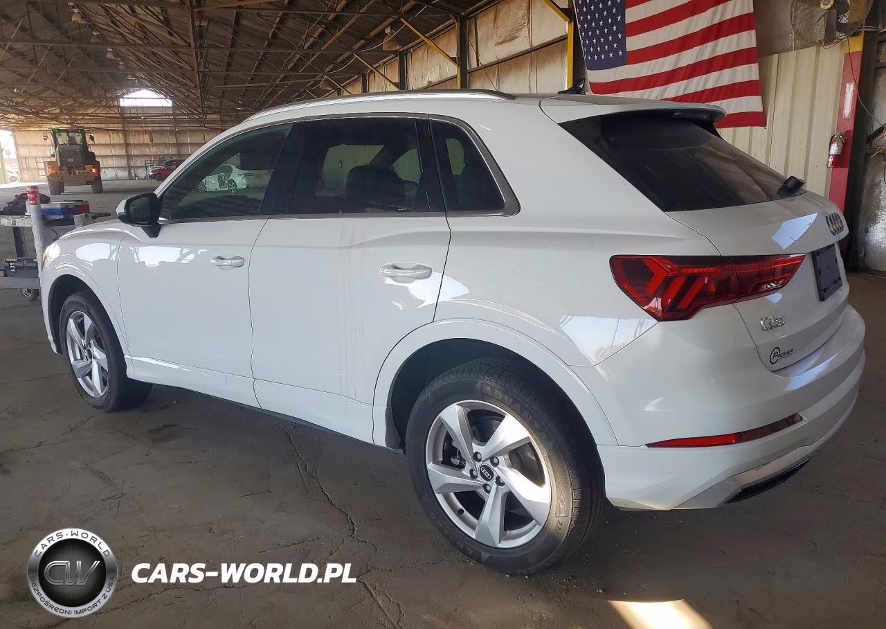 2019 Audi Q3 Premium VIN:WA1AECF36K1076483 - 2