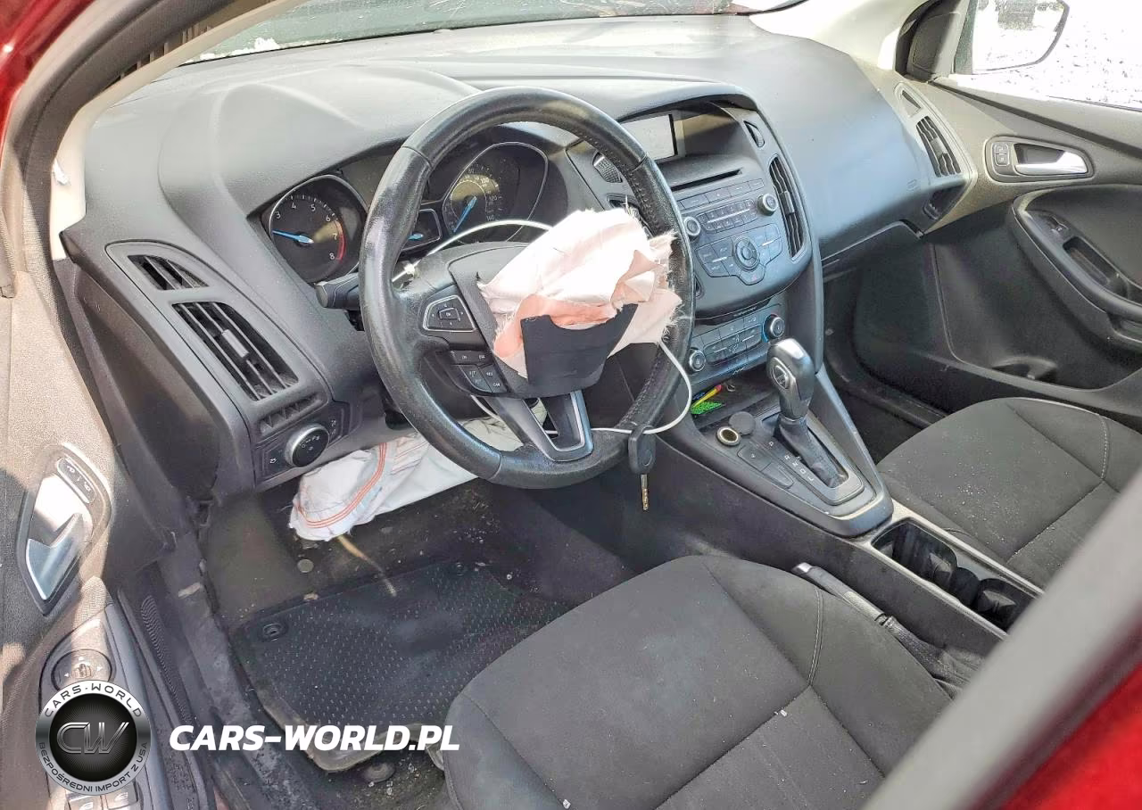 2016 Ford Focus Se VIN:1FADP3F22GL401961 - 8