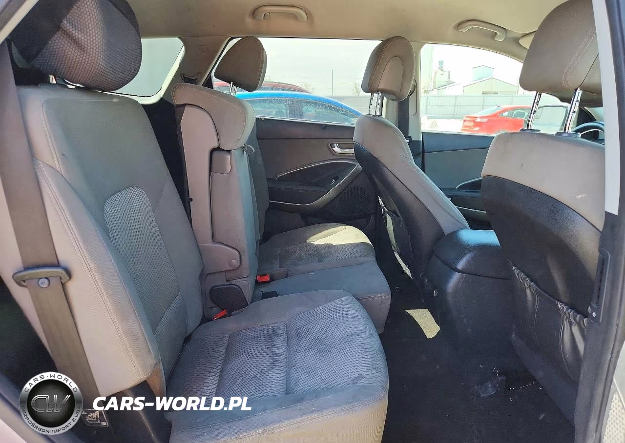 2017 Hyundai Santa Fe Se VIN:KM8SMDHF9HU179197 - 10