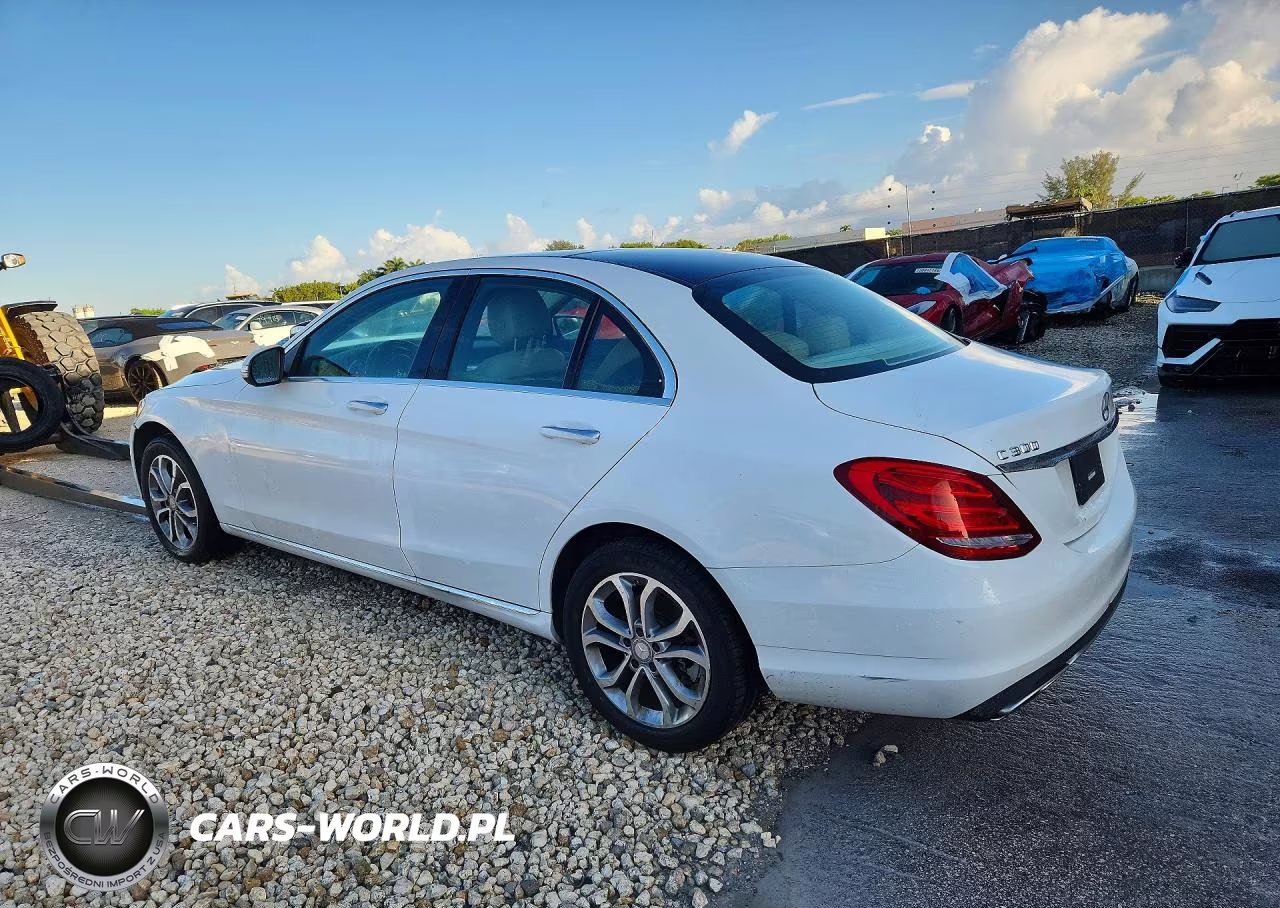 2015 Mercedes-Benz C 300 4Matic VIN:55SWF4KB4FU065019 - 2