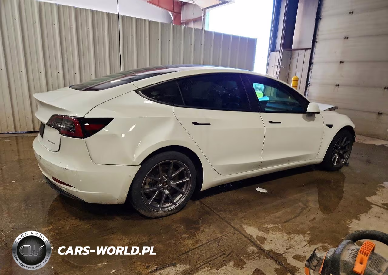 2021 Tesla Model 3 VIN:5YJ3E1EB8MF056371 - 3