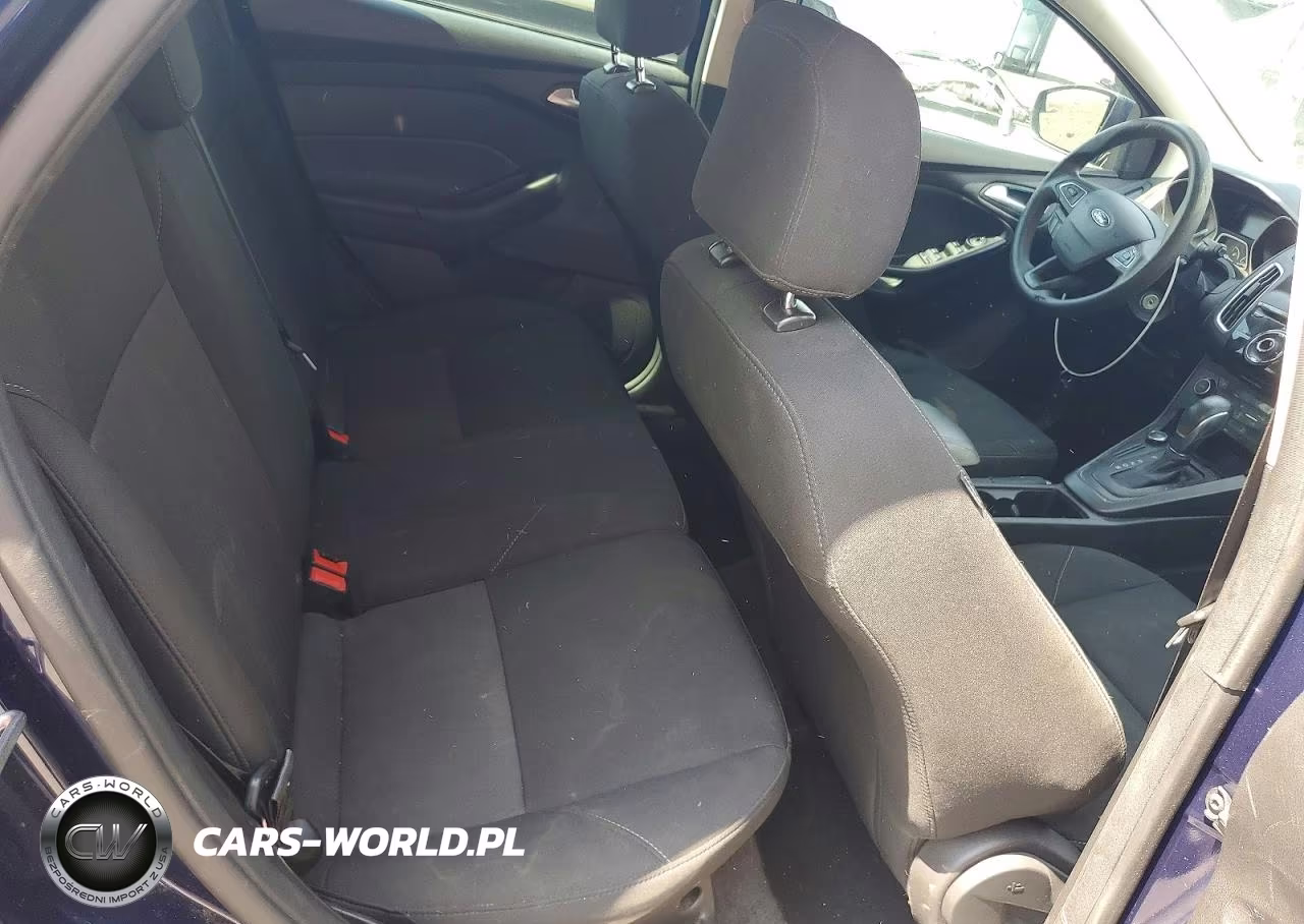 2017 Ford Focus Sel VIN:1FADP3M25HL327438 - 10