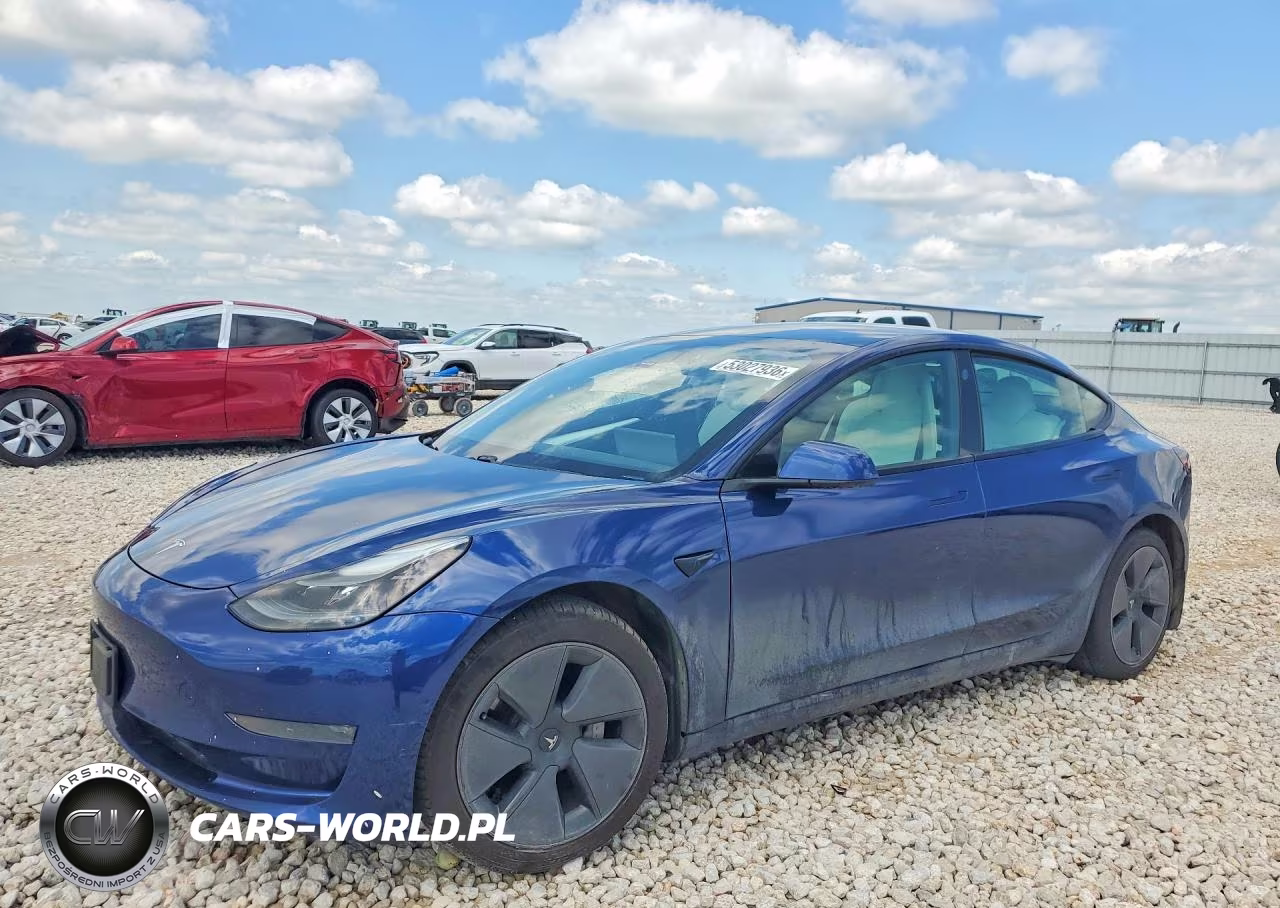 2021 Tesla Model 3 – zdjęcie 1 z 12
