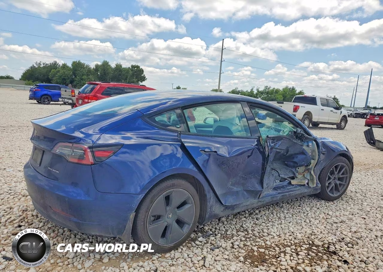 2021 Tesla Model 3 VIN:5YJ3E1EB8MF961001 - 3