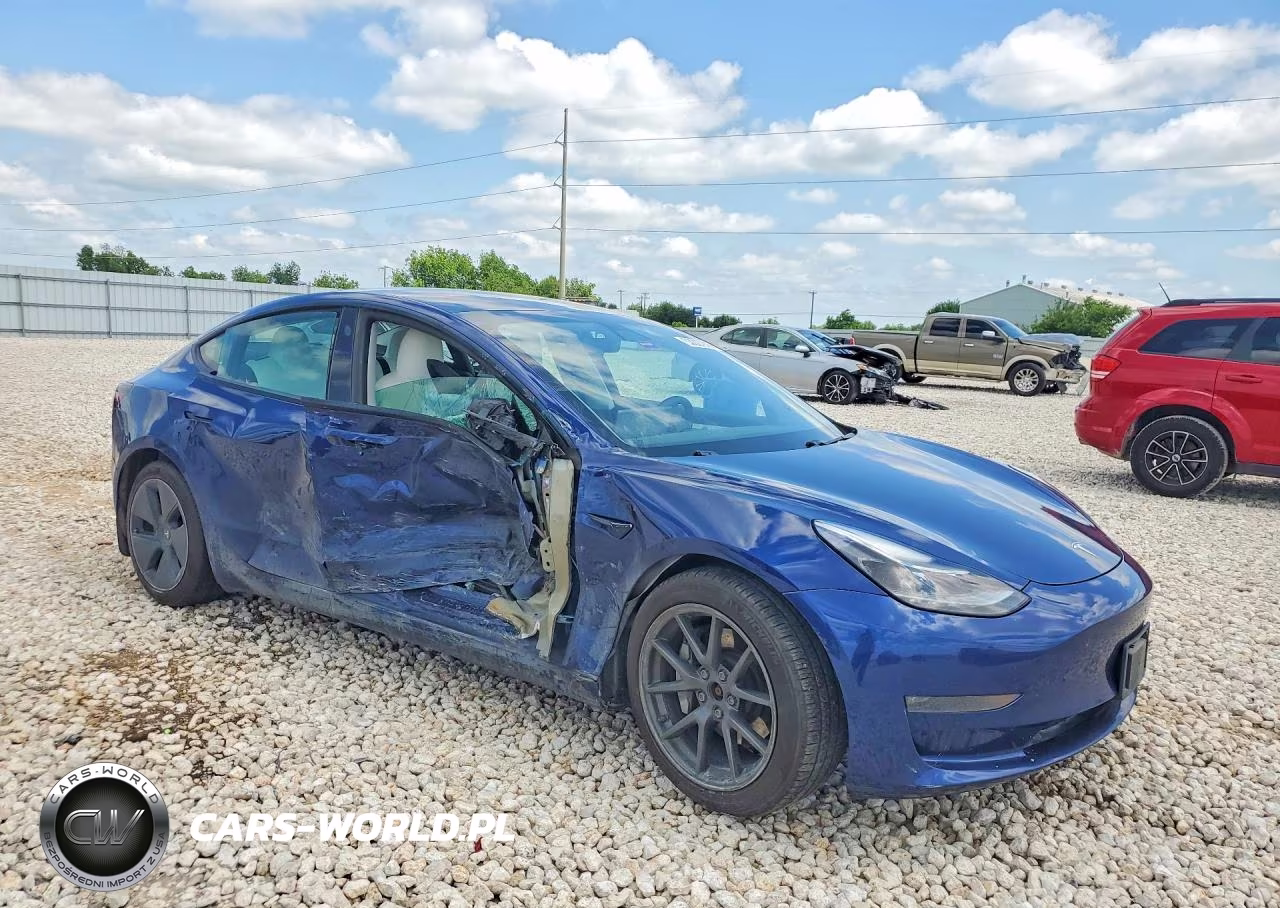 2021 Tesla Model 3 VIN:5YJ3E1EB8MF961001 - 4