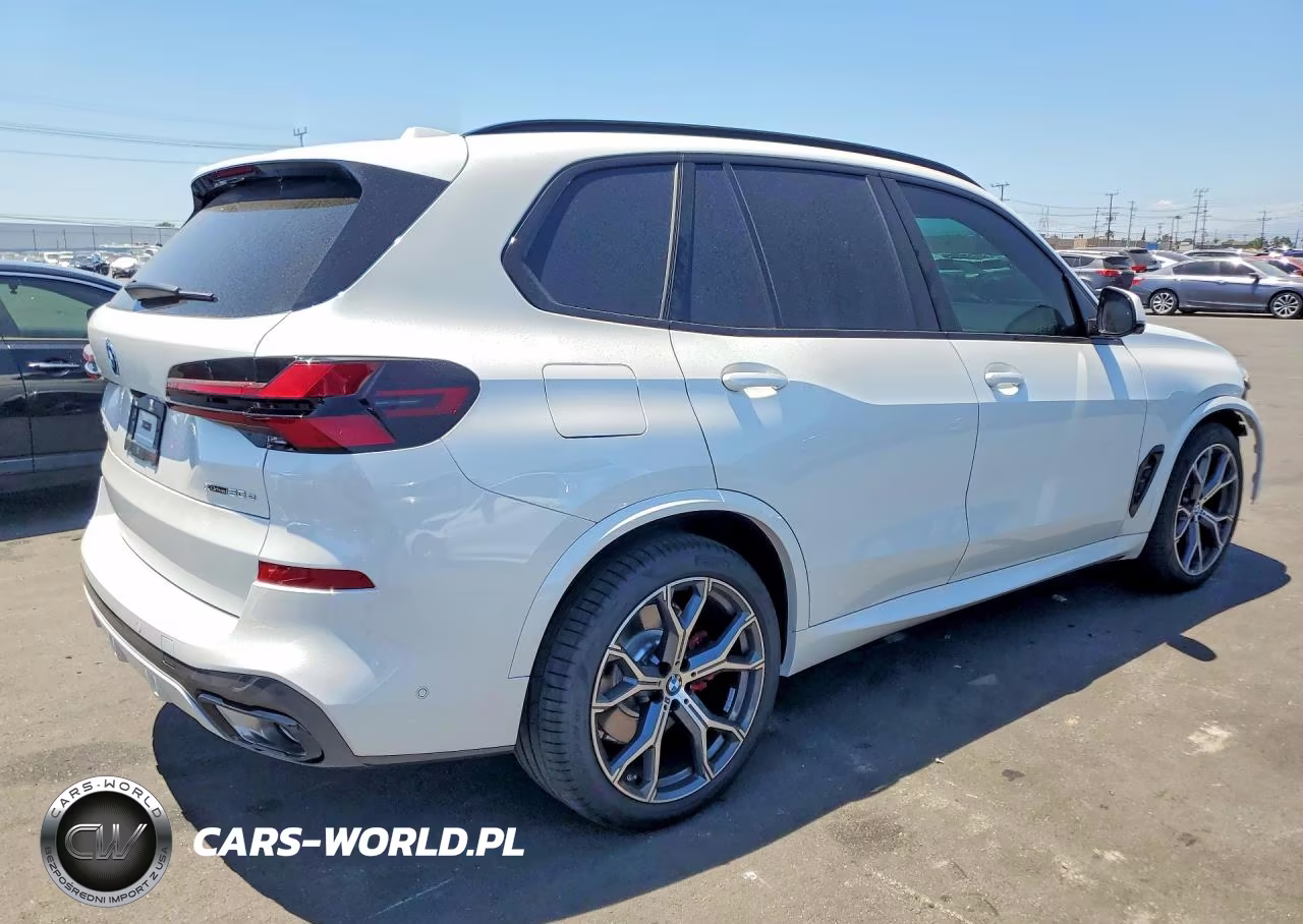 2026 BMW X5 xDrive50E VIN:5UX43EU03T9317351 - 3