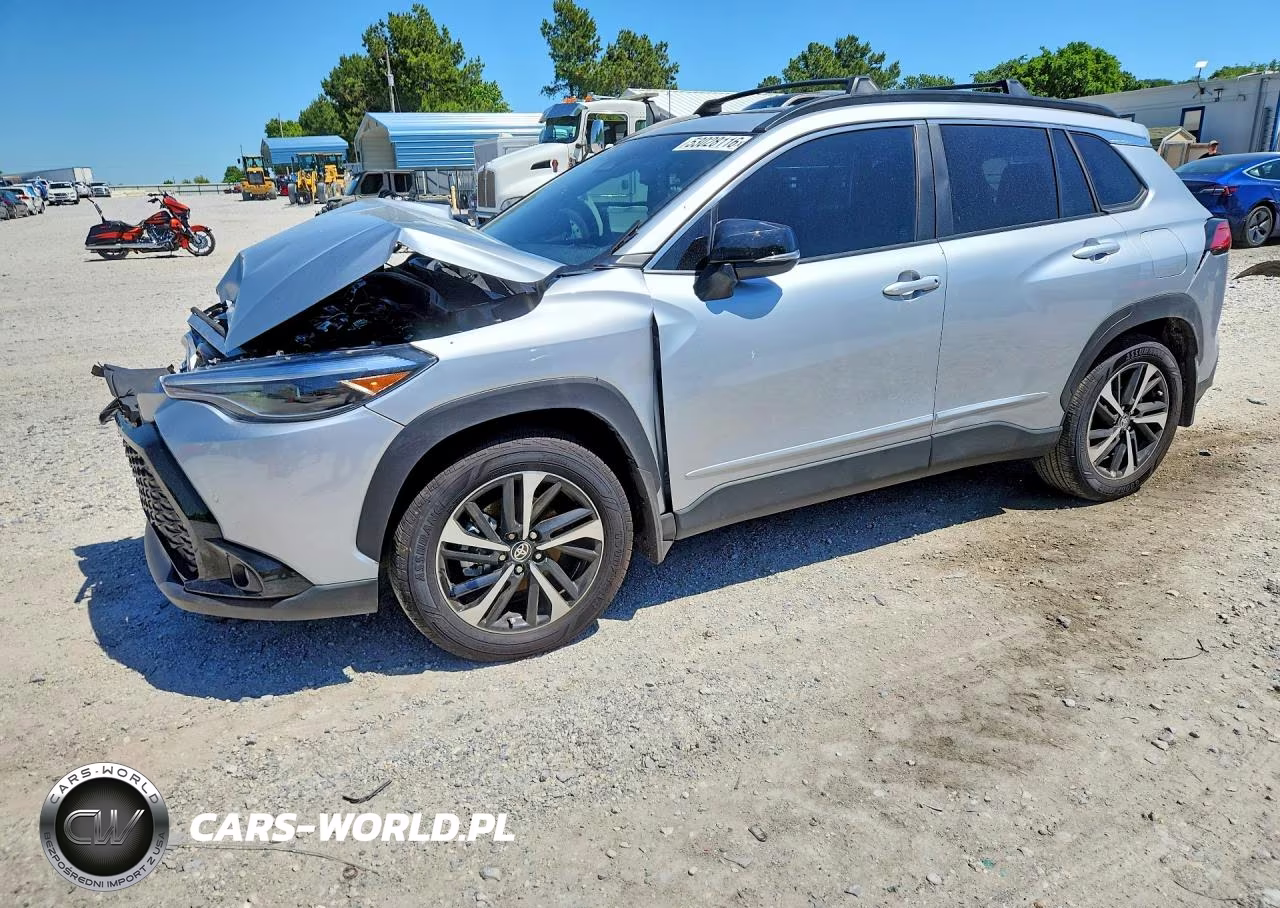 2025 Toyota Corolla Cross Hybrid Xse – zdjęcie 1 z 13