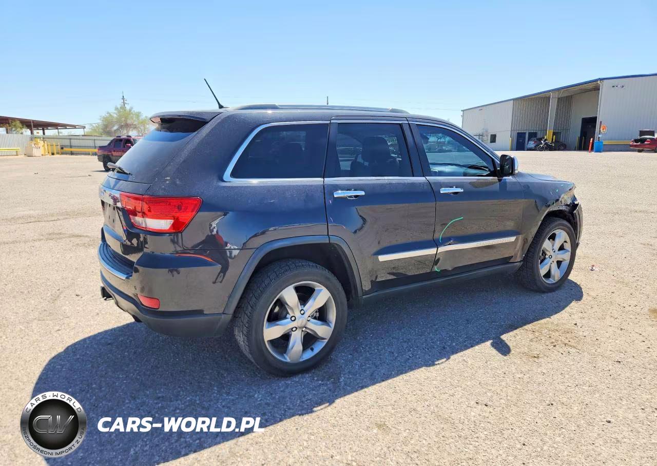 2013 Jeep Grand Cherokee Overland VIN:1C4RJECG9DC545922 - 3
