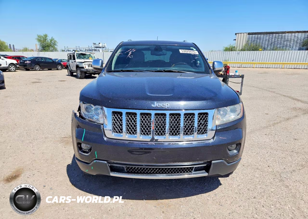 2013 Jeep Grand Cherokee Overland VIN:1C4RJECG9DC545922 - 5
