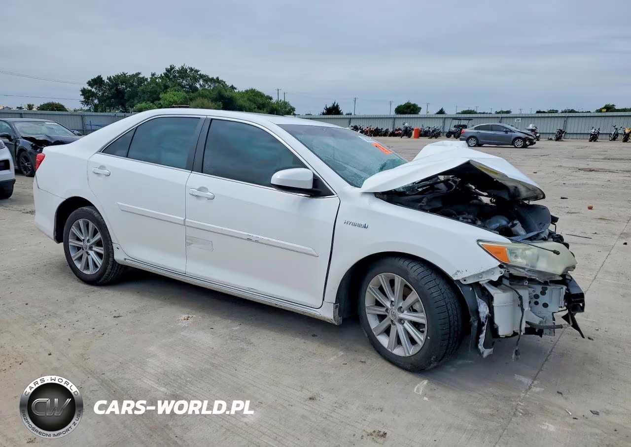 2013 Toyota Camry Hybrid Xle VIN:4T1BD1FK4DU089464 - 4
