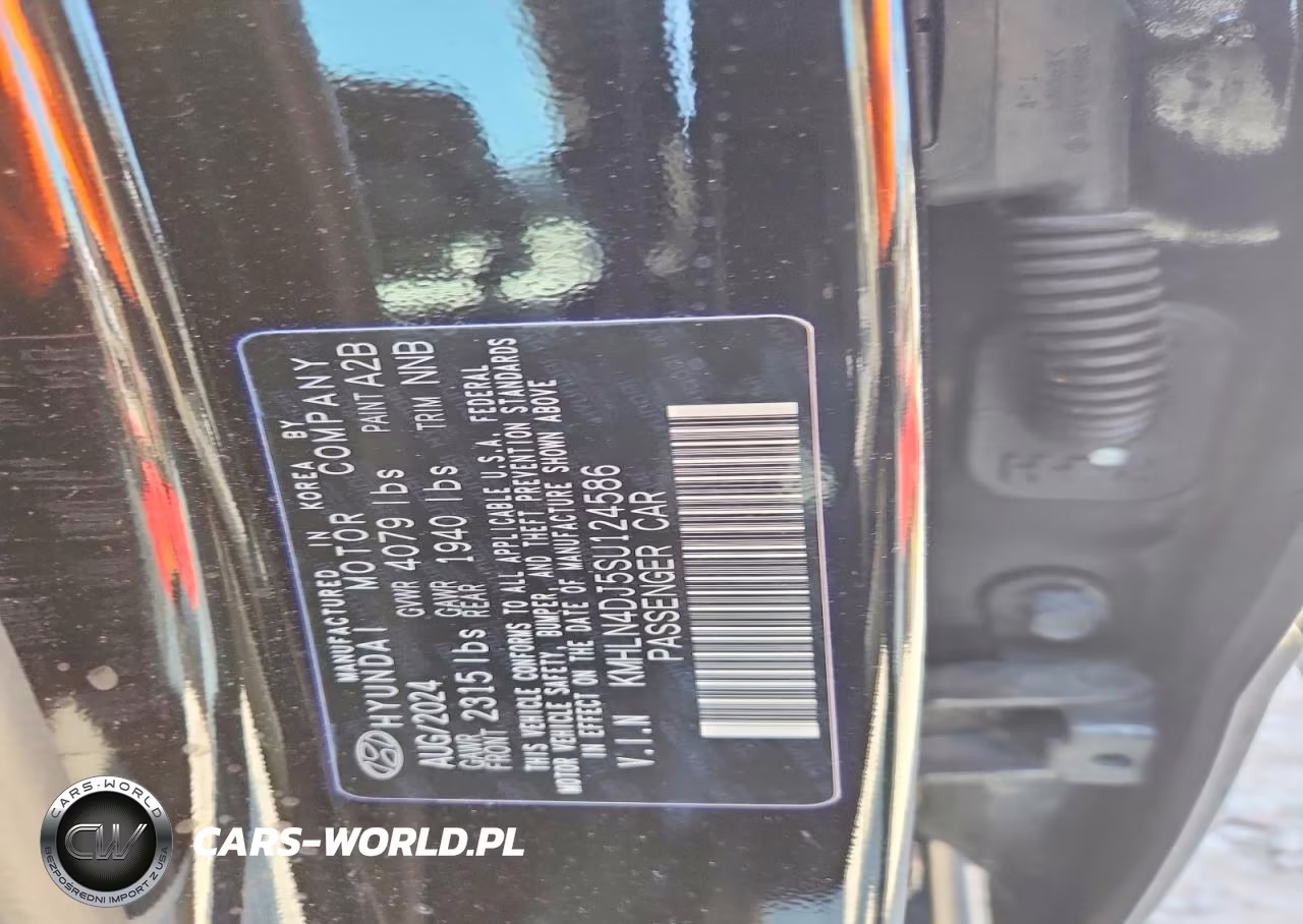 2025 Hyundai Elantra Limited VIN:KMHLN4DJ5SU124586 - 12