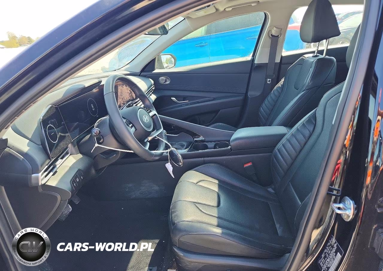 2025 Hyundai Elantra Limited VIN:KMHLN4DJ5SU124586 - 7
